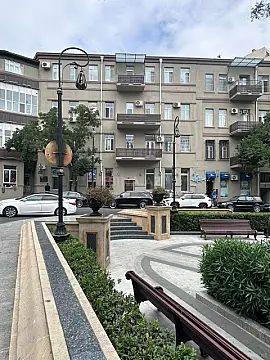 Satılır 3 otaqlı mənzil 100 m²