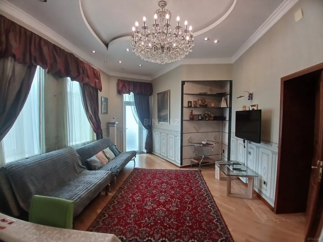 Satılır 3 otaqlı mənzil 100 m²