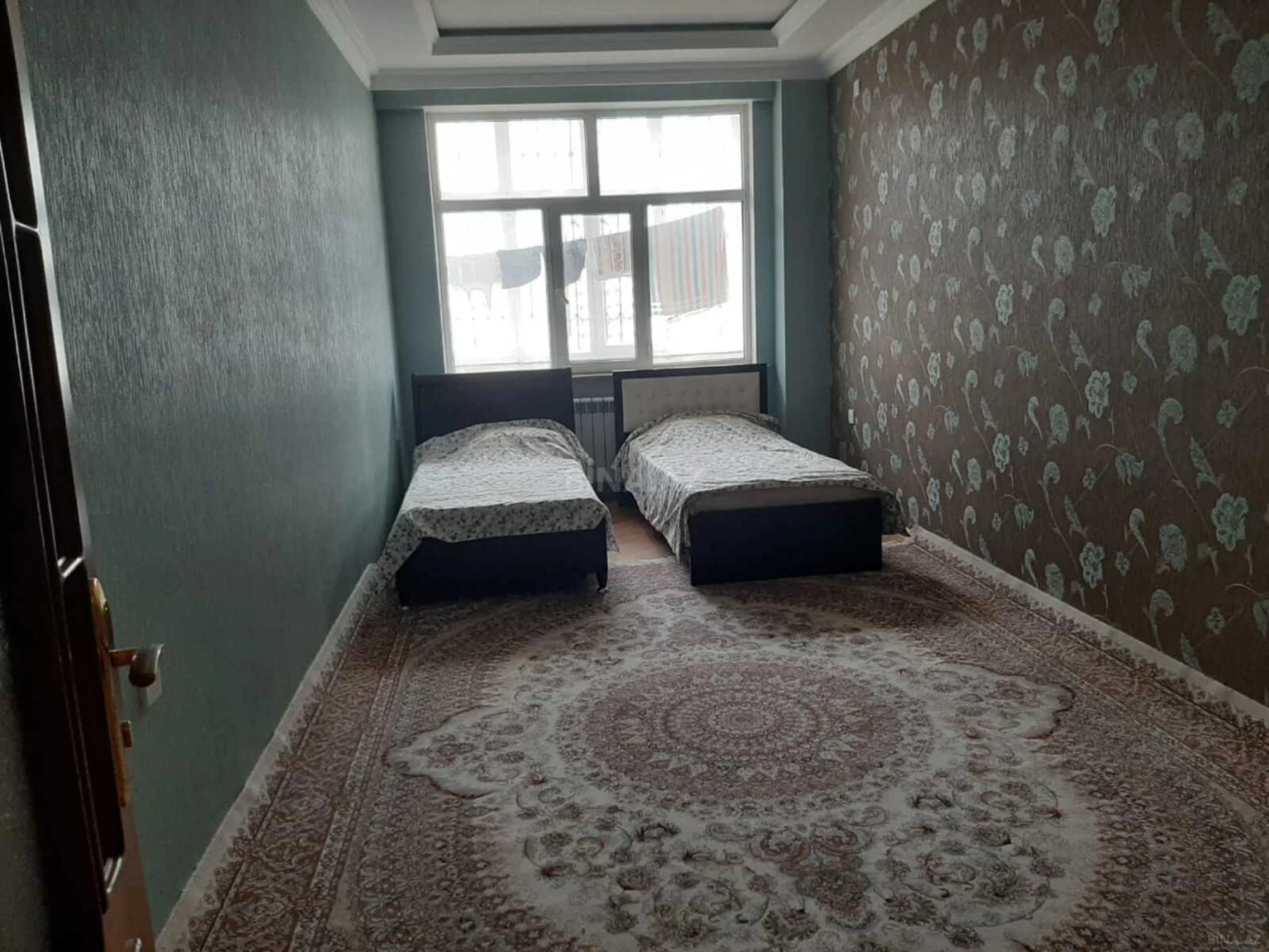 Satılır 4 otaqlı mənzil 150 m²