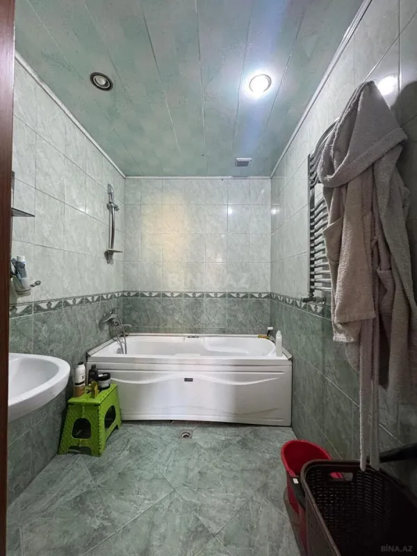 Satılır 3 otaqlı mənzil 115 m²