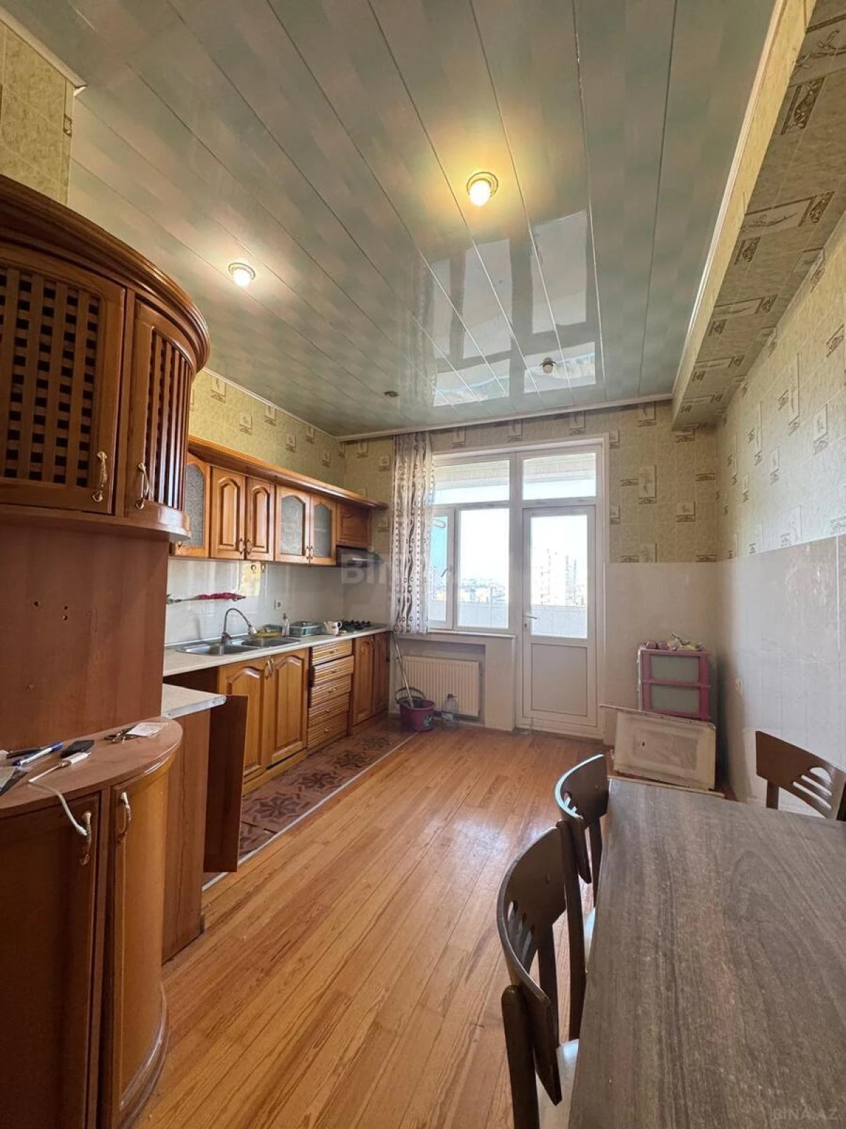 Satılır 3 otaqlı mənzil 115 m²