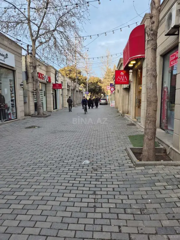Satılır 4 otaqlı həyət evi 160 m²