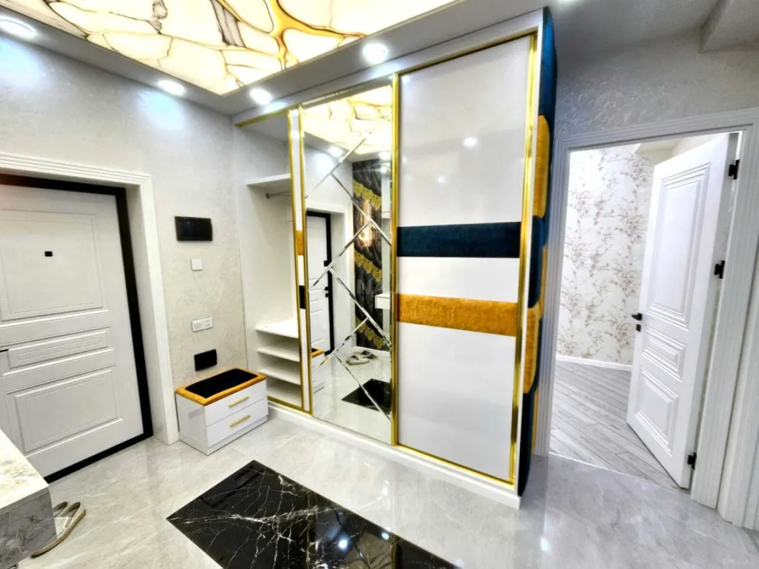 Satılır 3 otaqlı mənzil 95 m²