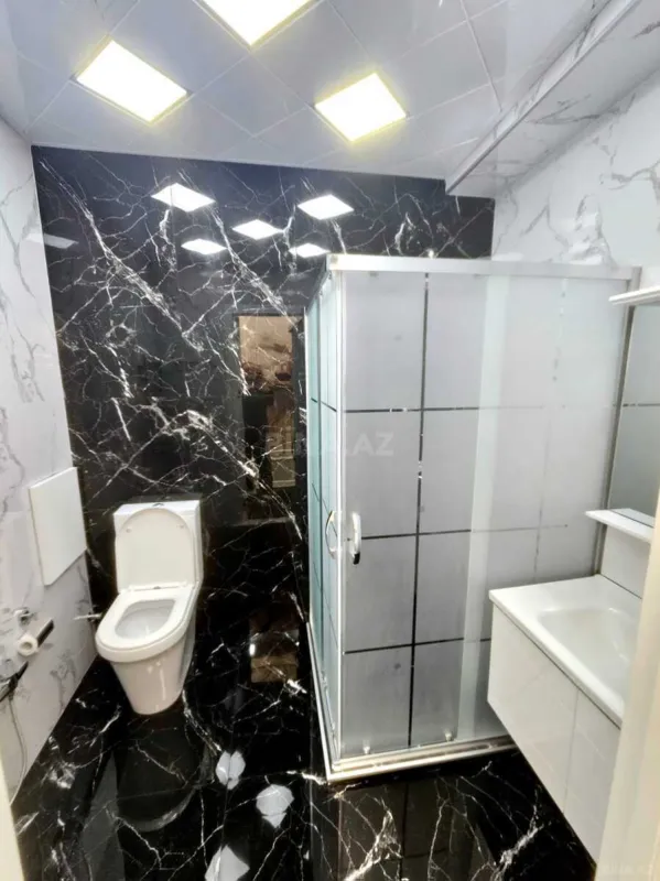 Satılır 3 otaqlı mənzil 95 m²