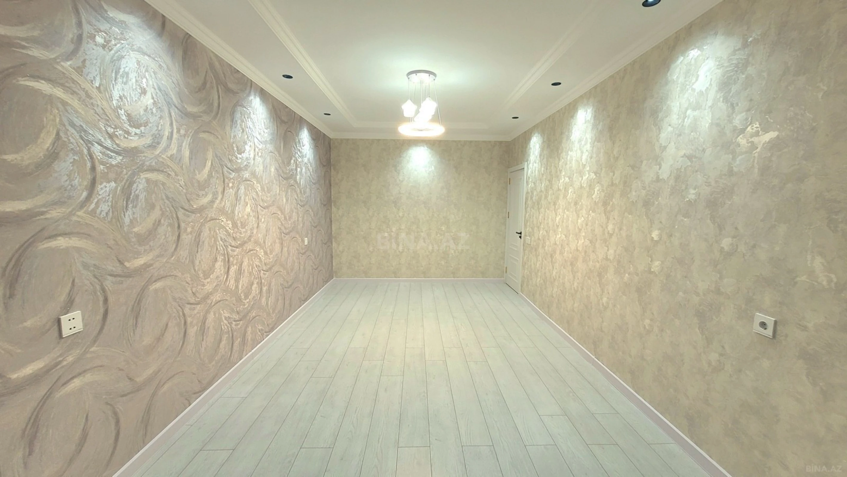 Satılır 3 otaqlı mənzil 83 m²