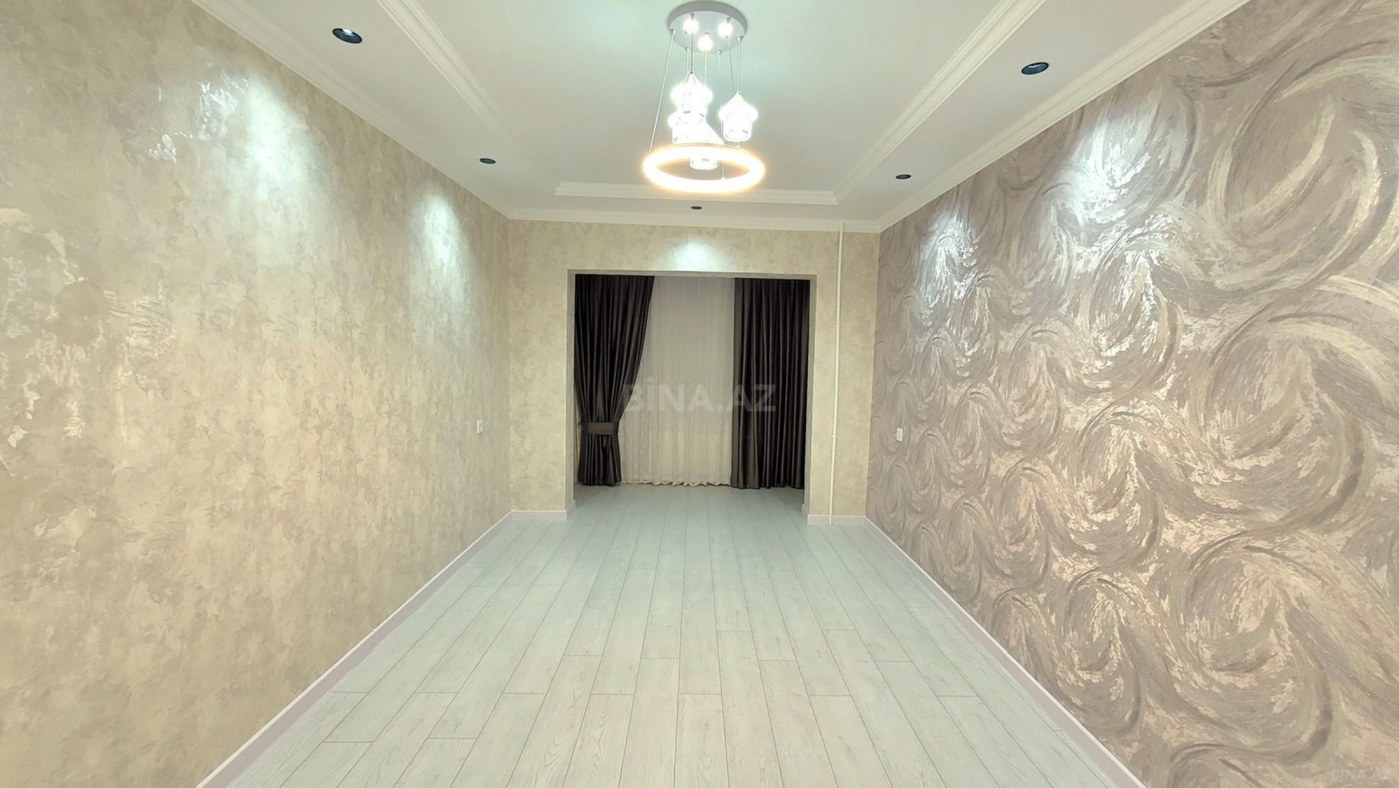 Satılır 3 otaqlı mənzil 83 m²