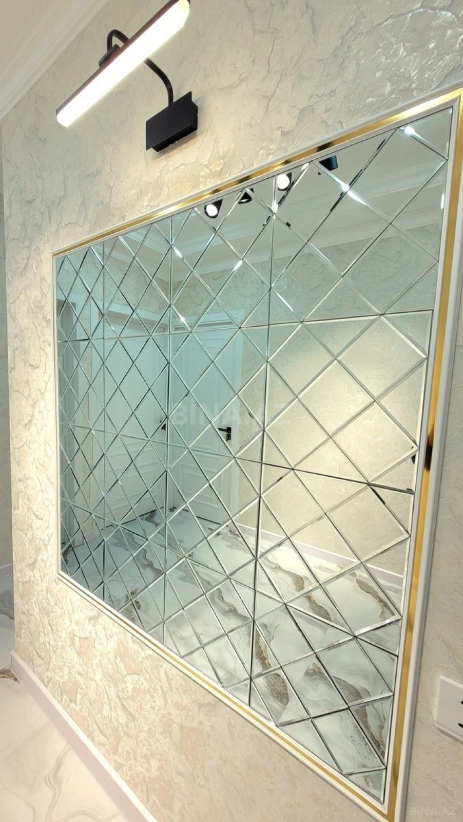 Satılır 3 otaqlı mənzil 83 m²