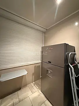 Satılır 4 otaqlı mənzil 210 m²