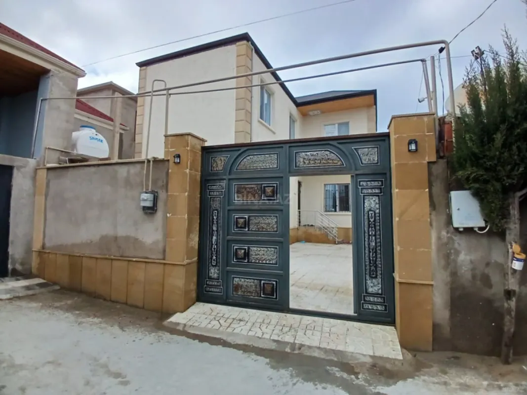 Satılır 4 otaqlı həyət evi 105 m²