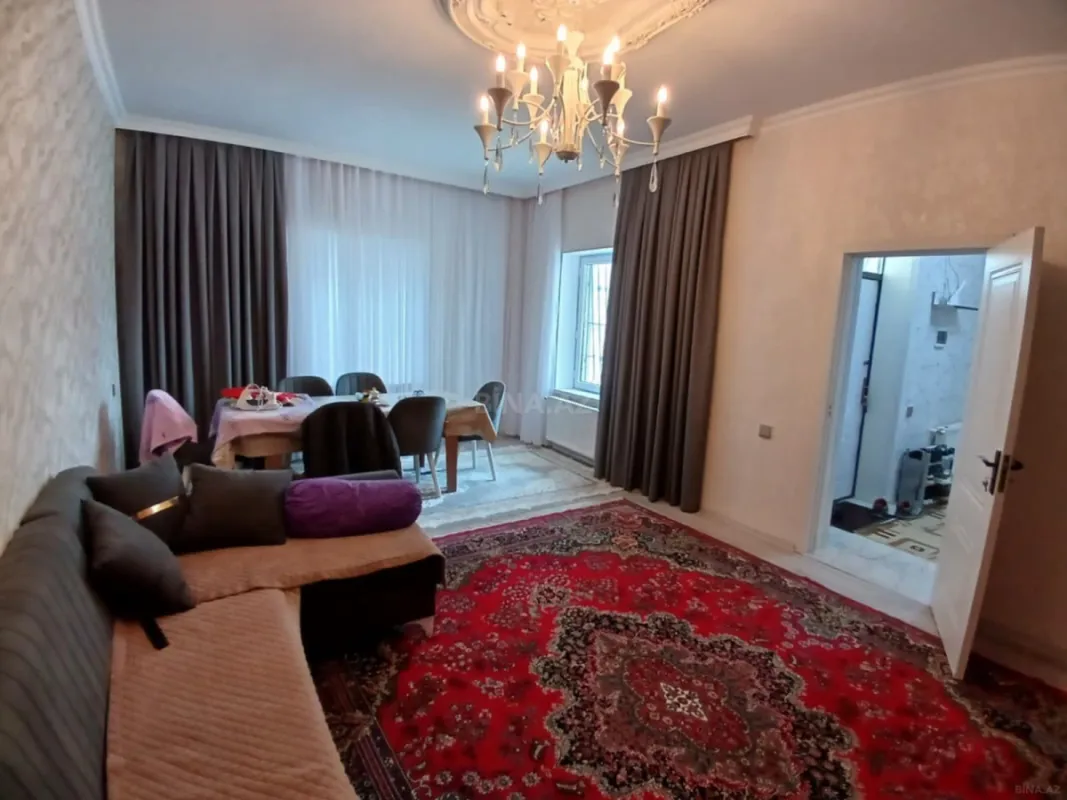 Satılır 4 otaqlı həyət evi 105 m²