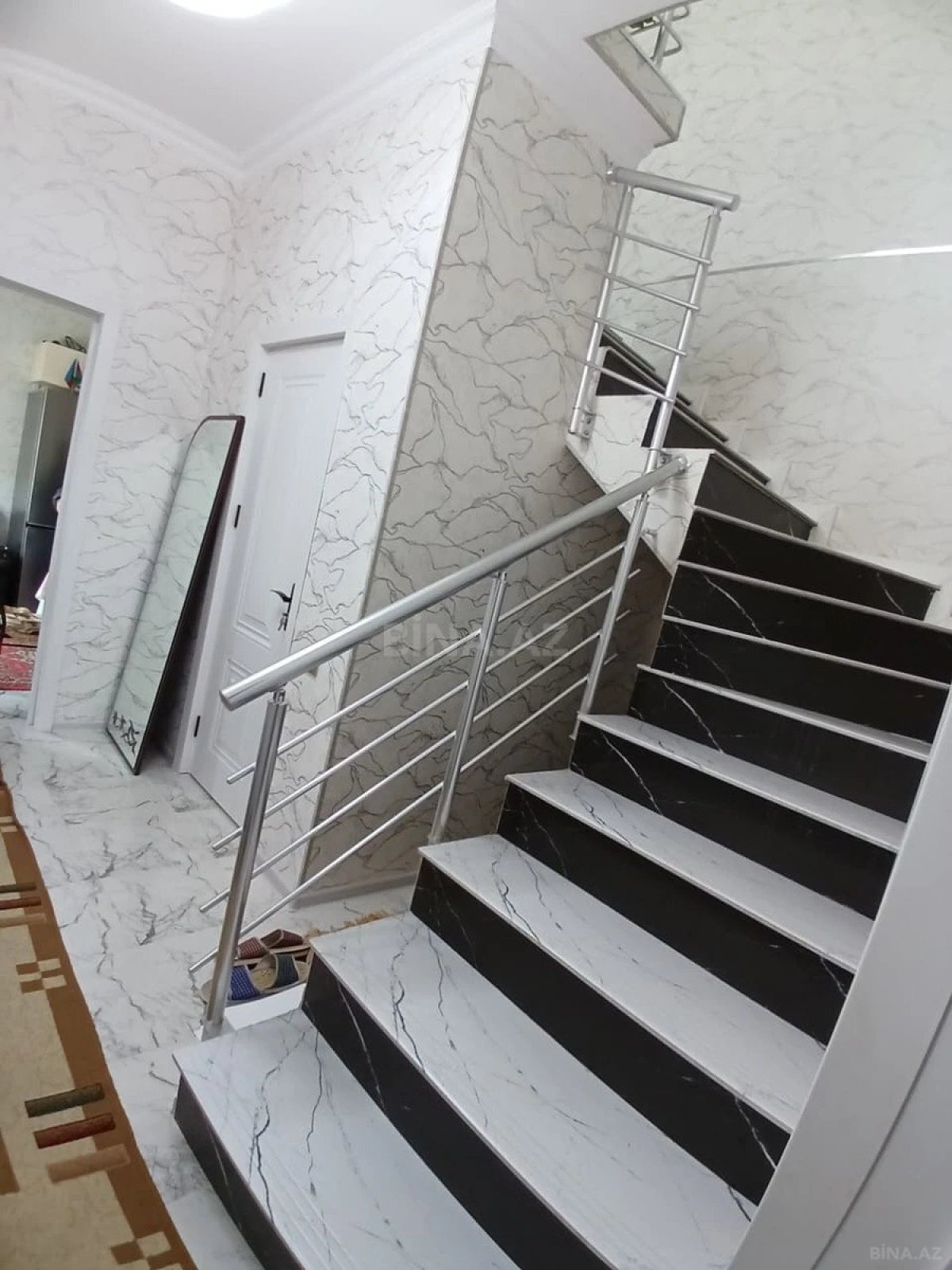 Satılır 4 otaqlı həyət evi 105 m²