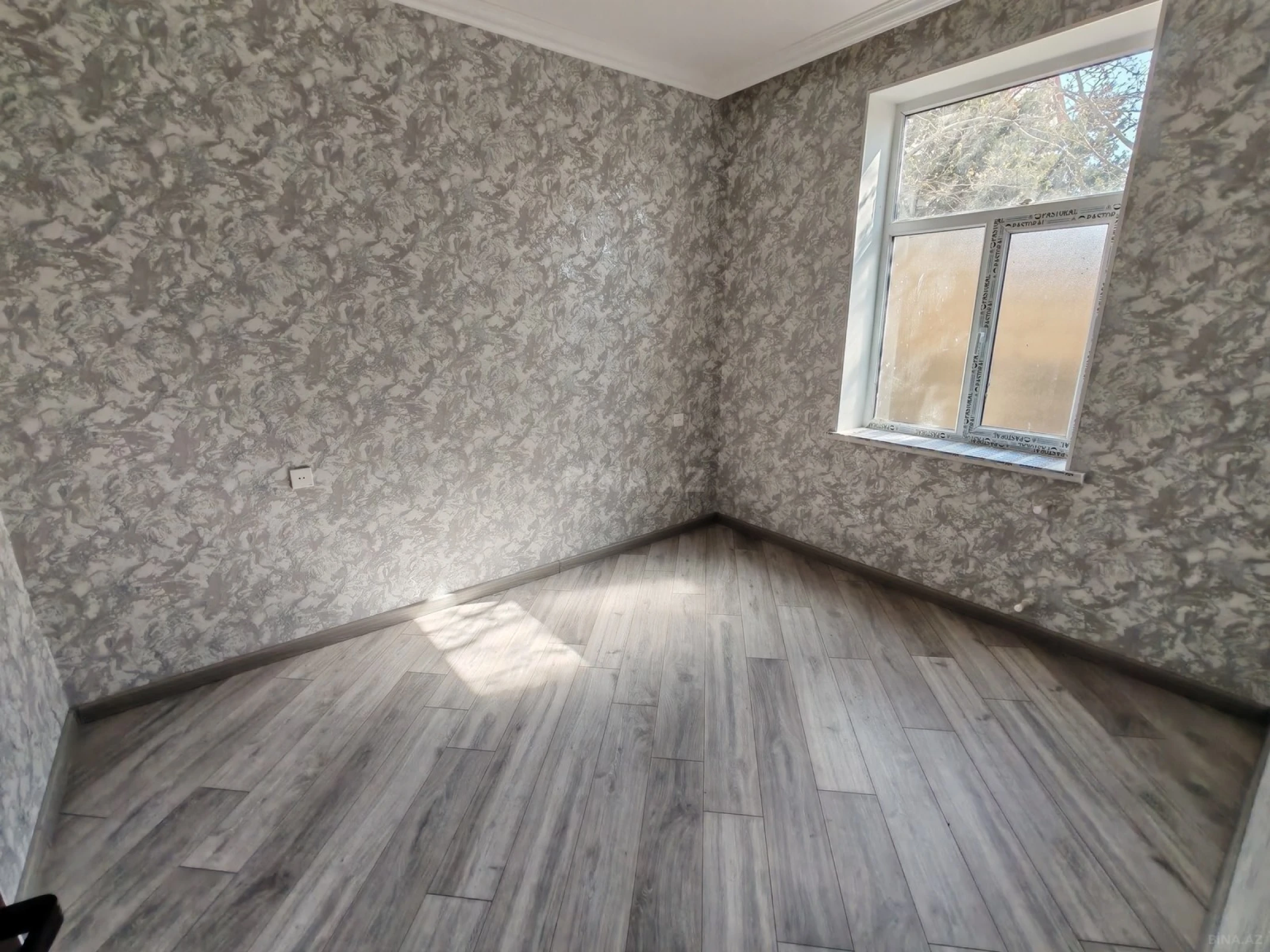 Satılır 4 otaqlı həyət evi 120 m²
