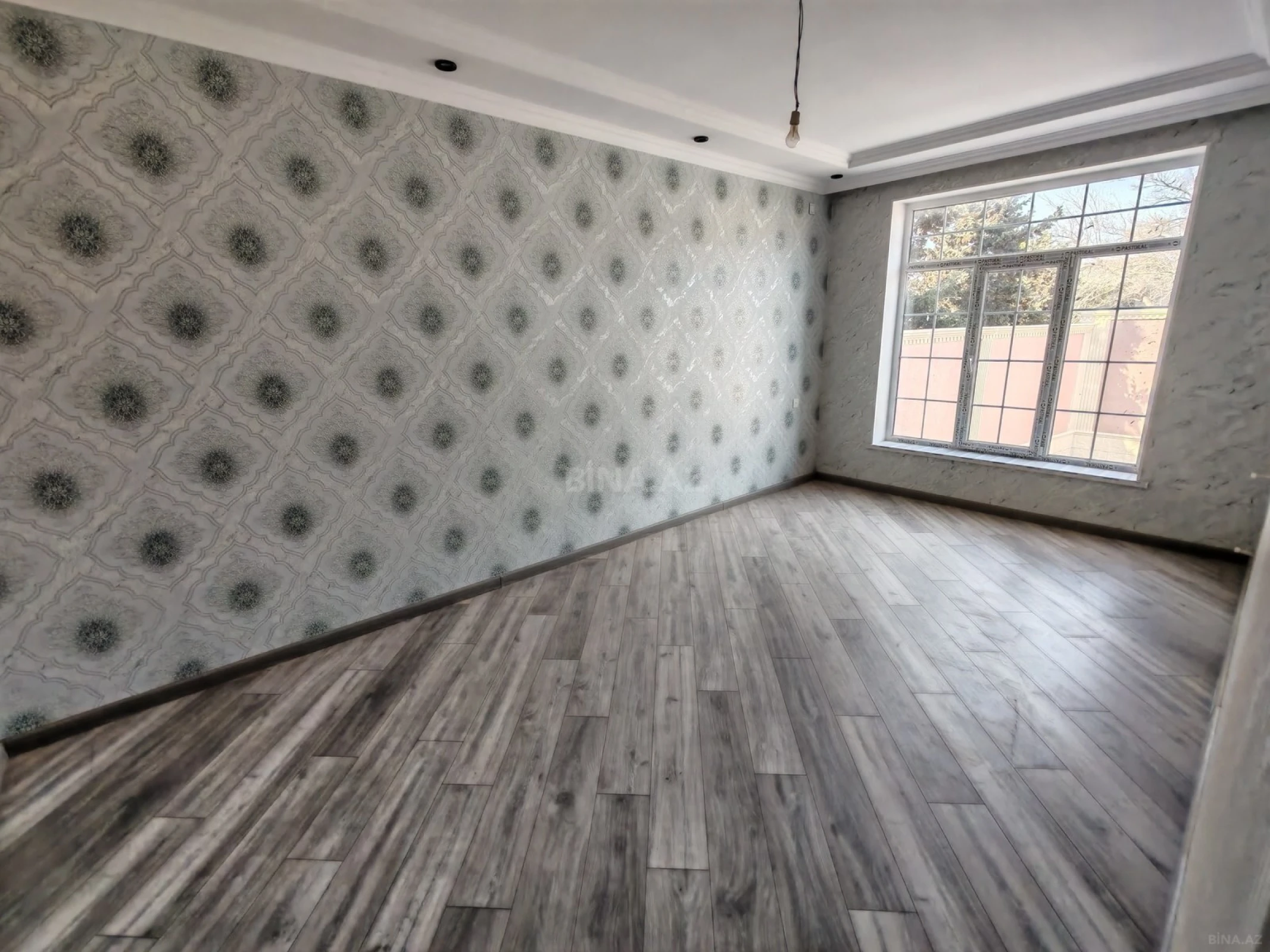 Satılır 4 otaqlı həyət evi 120 m²