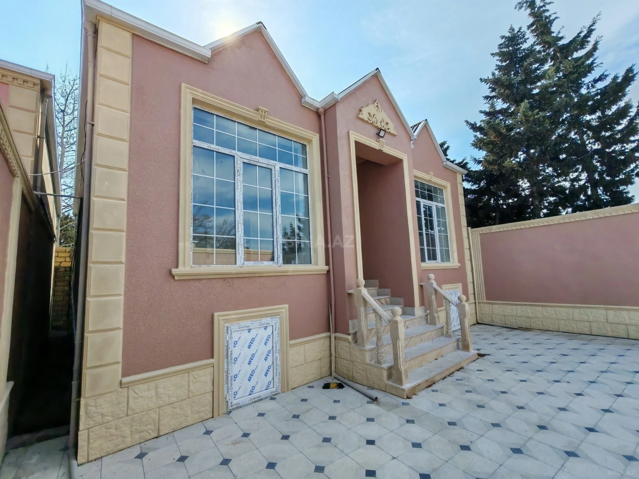 Satılır 4 otaqlı həyət evi 120 m²