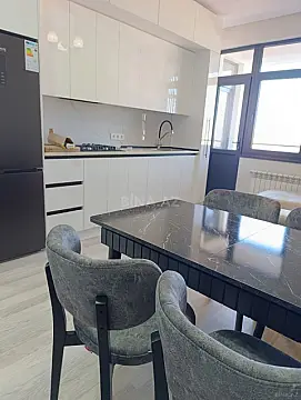 Kirayə verilir 2 otaqlı mənzil 55 m²