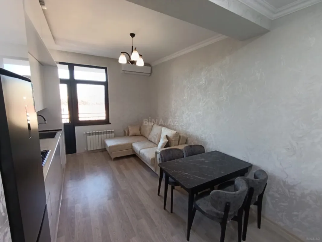 Kirayə verilir 2 otaqlı mənzil 55 m²