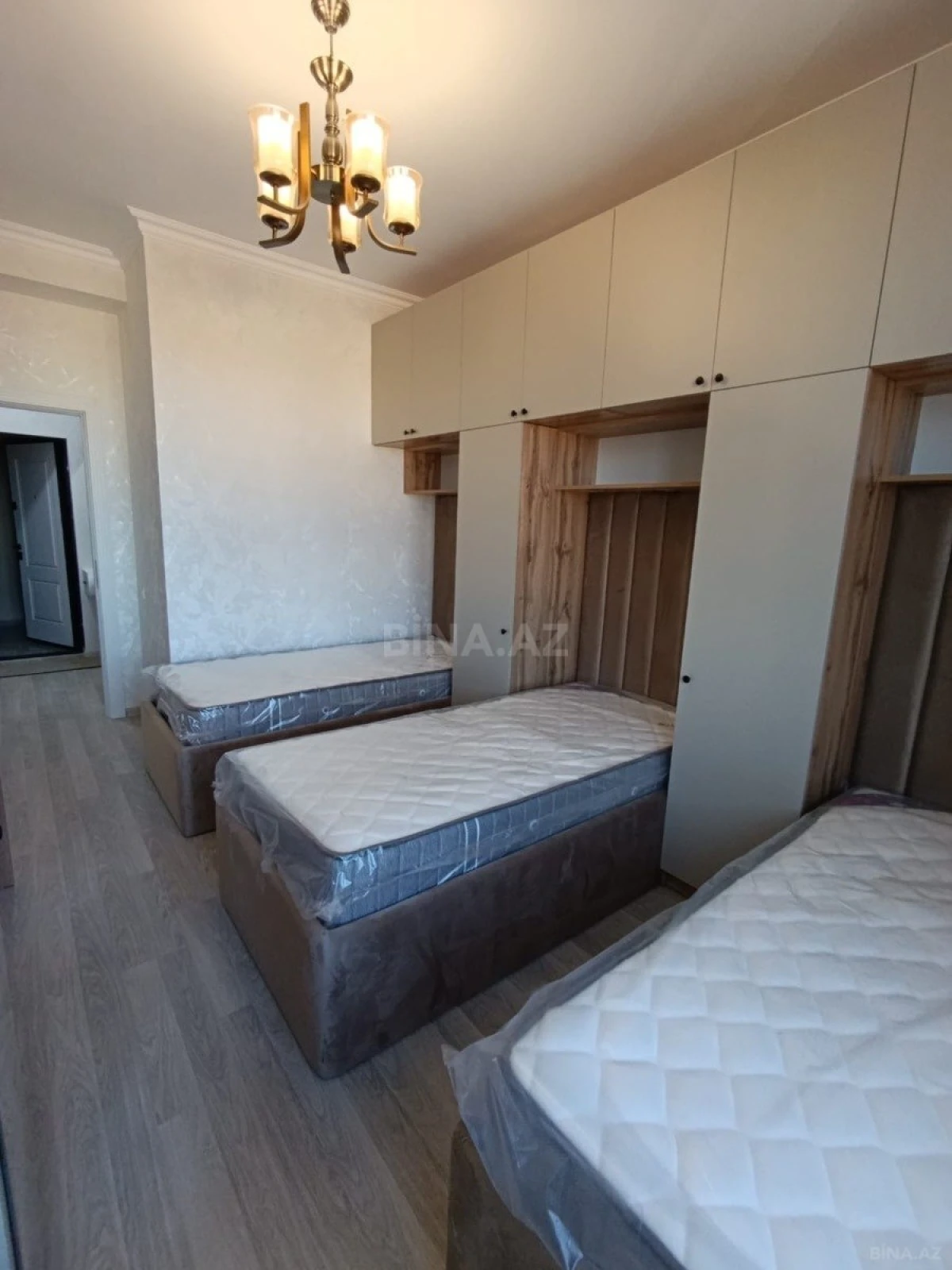 Kirayə verilir 2 otaqlı mənzil 55 m²