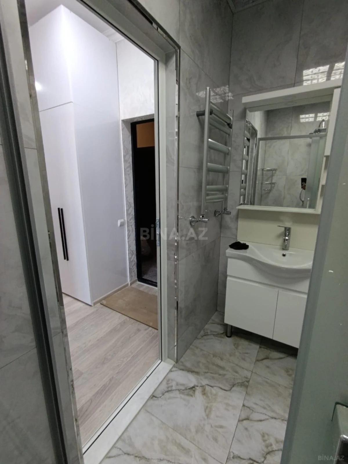 Kirayə verilir 2 otaqlı mənzil 55 m²