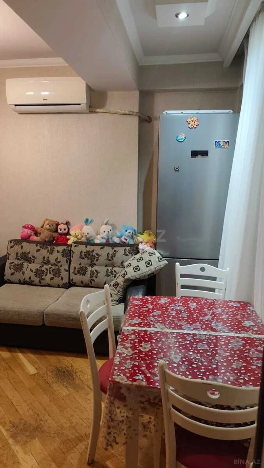 Satılır 3 otaqlı mənzil 120 m²