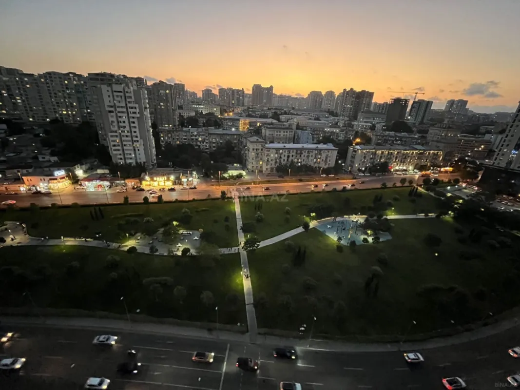 Kirayə verilir 3 otaqlı mənzil 130 m²