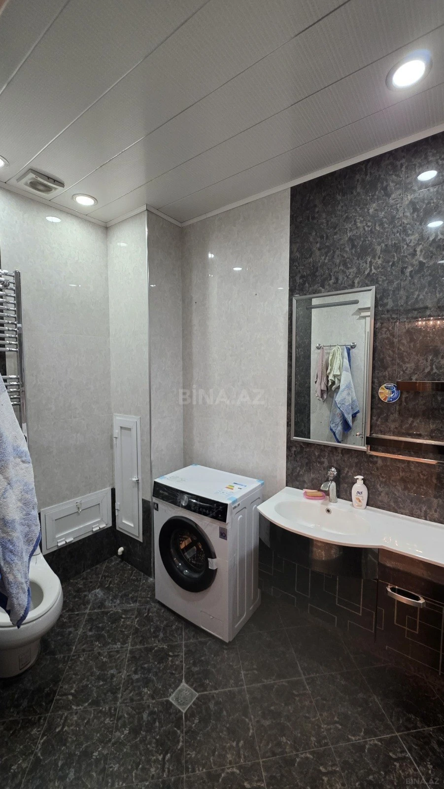 Kirayə verilir 4 otaqlı mənzil 150 m²