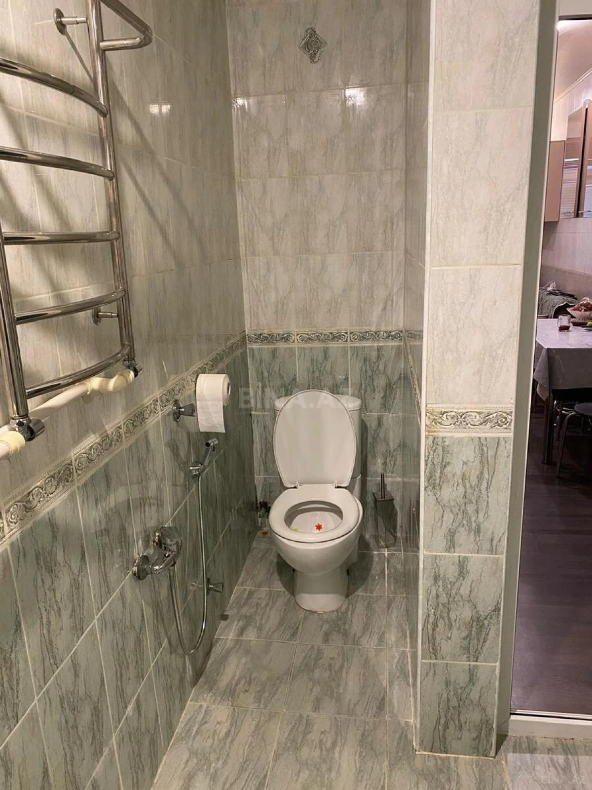 Satılır 4 otaqlı mənzil 105 m²