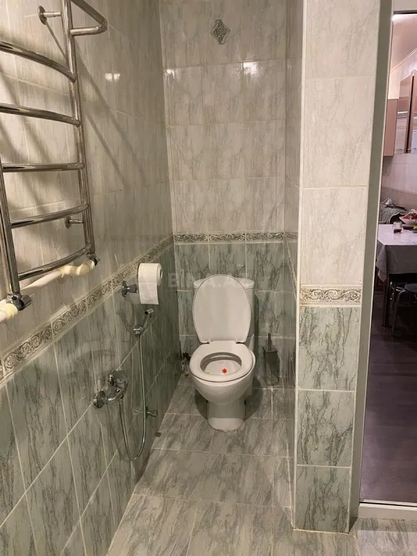 Satılır 4 otaqlı mənzil 105 m²