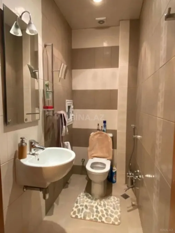 Satılır 3 otaqlı mənzil 140 m²