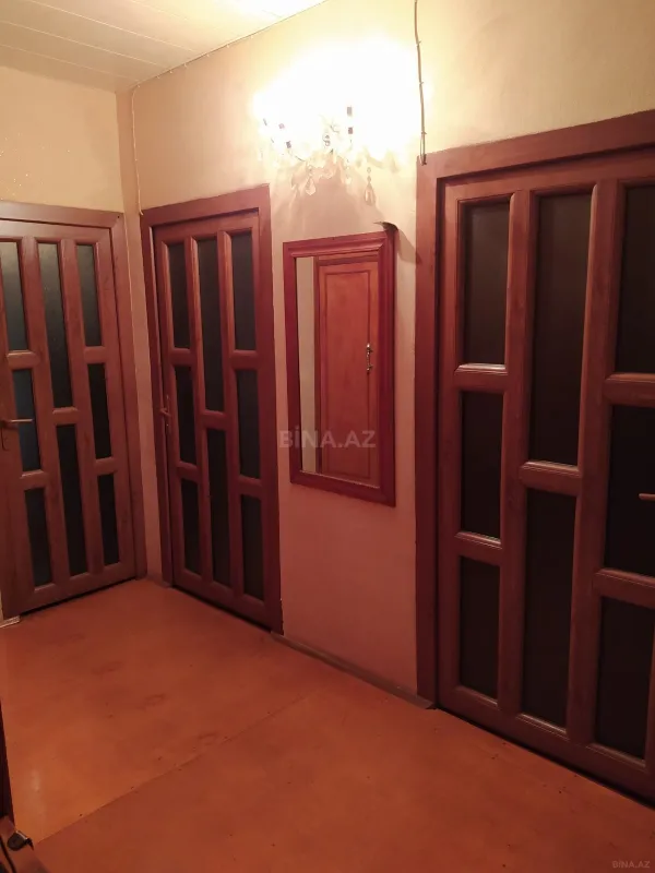 Satılır 3 otaqlı mənzil 57 m²