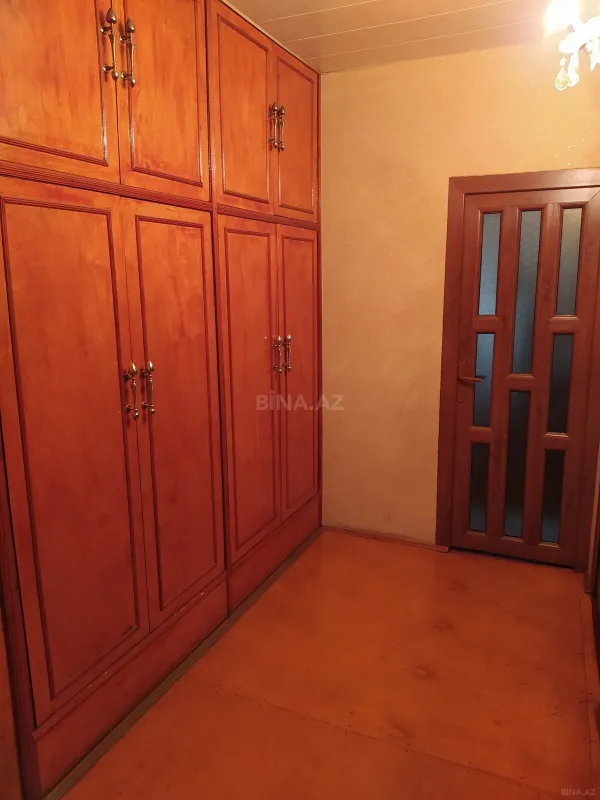 Satılır 3 otaqlı mənzil 57 m²