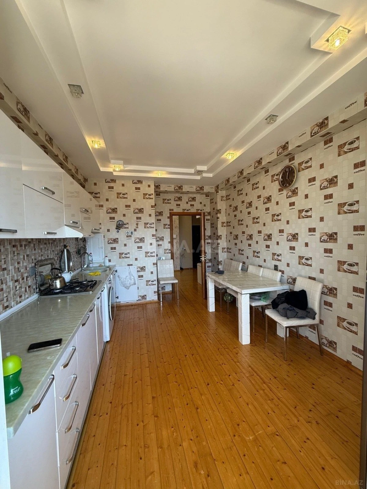 Satılır 3 otaqlı mənzil 110 m²