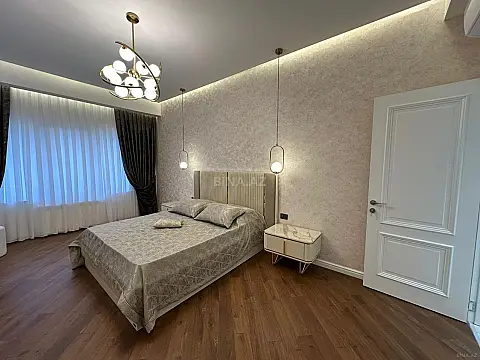 Kirayə verilir 3 otaqlı mənzil 140 m² — Bakı 3 otaq 140.00 m²