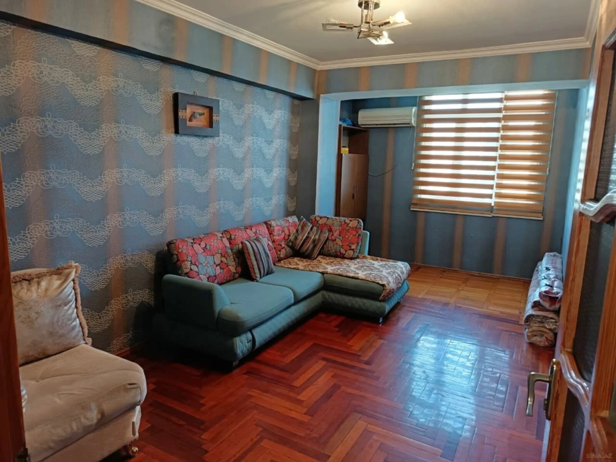 Satılır 3 otaqlı mənzil 100 m²