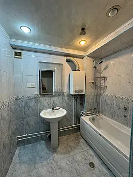 Kirayə verilir 3 otaqlı mənzil 90 m²