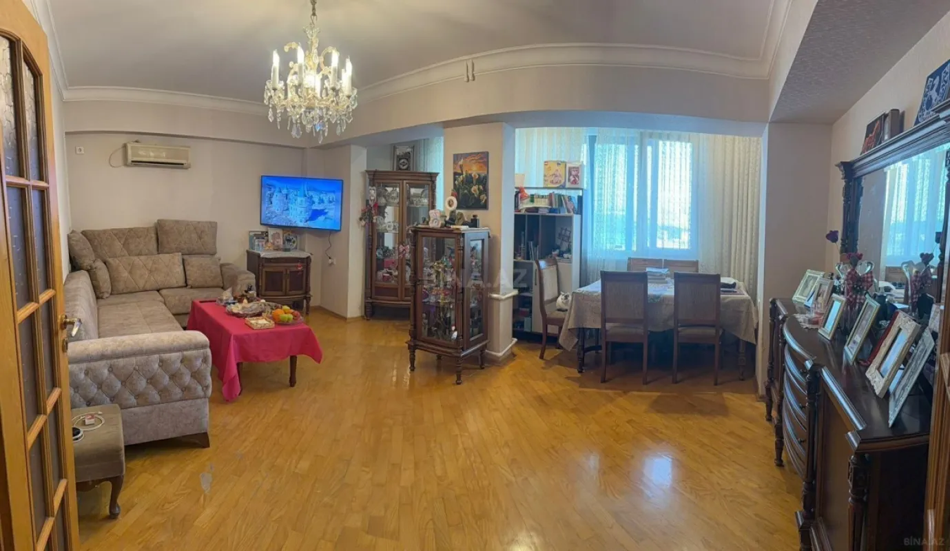 Satılır 3 otaqlı mənzil 110 m²