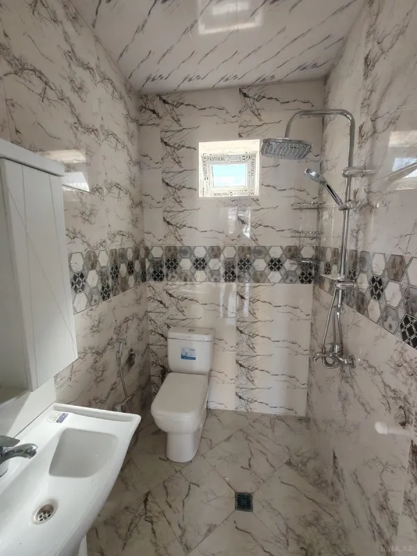 Satılır 3 otaqlı həyət evi 105 m²