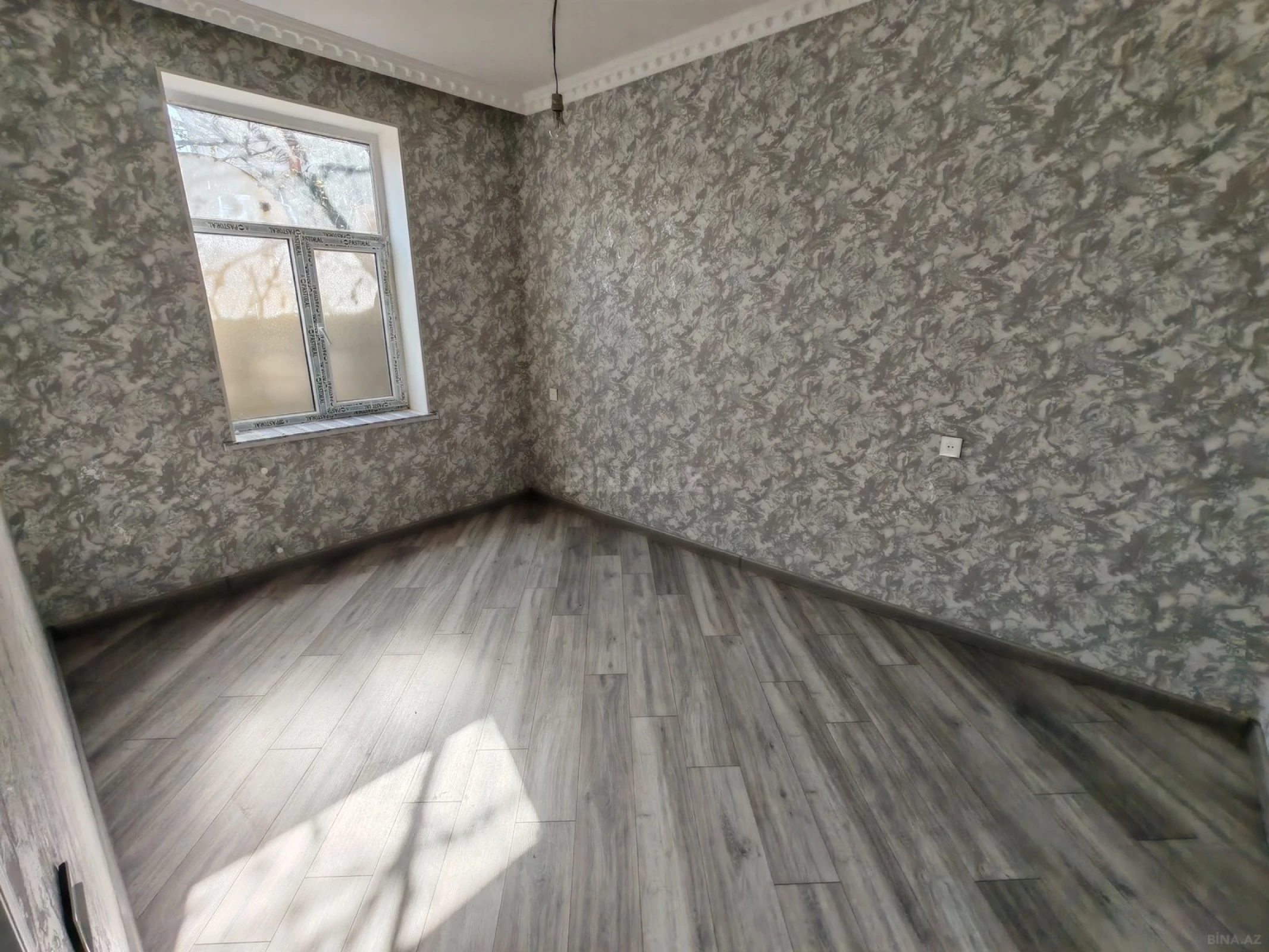 Satılır 3 otaqlı həyət evi 105 m²