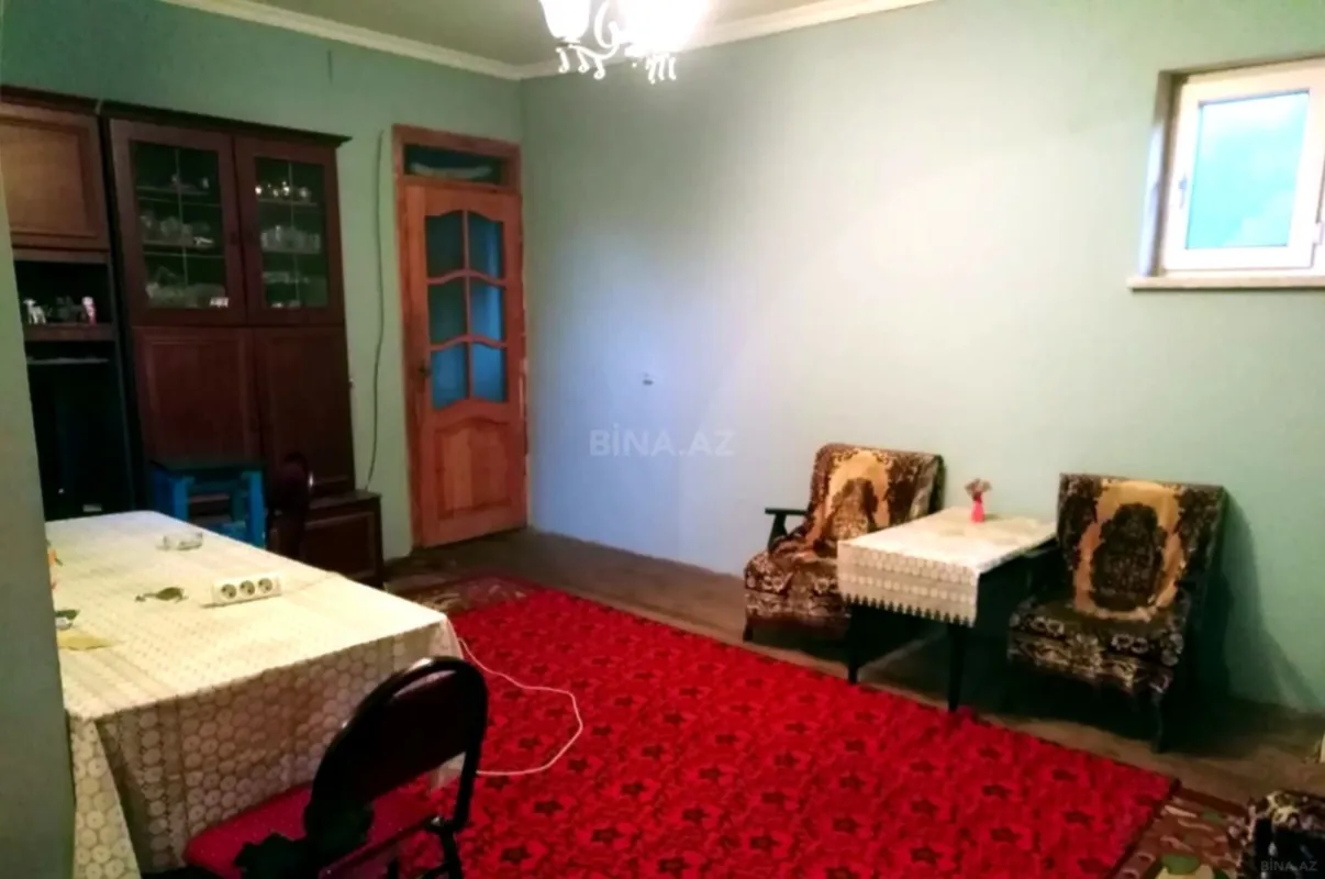 Satılır 4 otaqlı həyət evi 140 m²