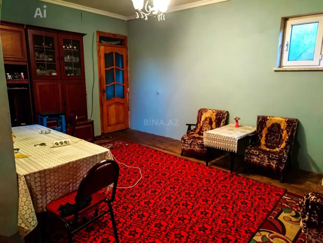 Satılır 4 otaqlı həyət evi 140 m²
