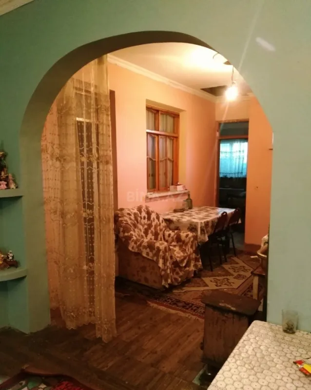 Satılır 4 otaqlı həyət evi 140 m²