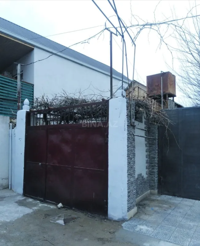 Satılır 4 otaqlı həyət evi 140 m²