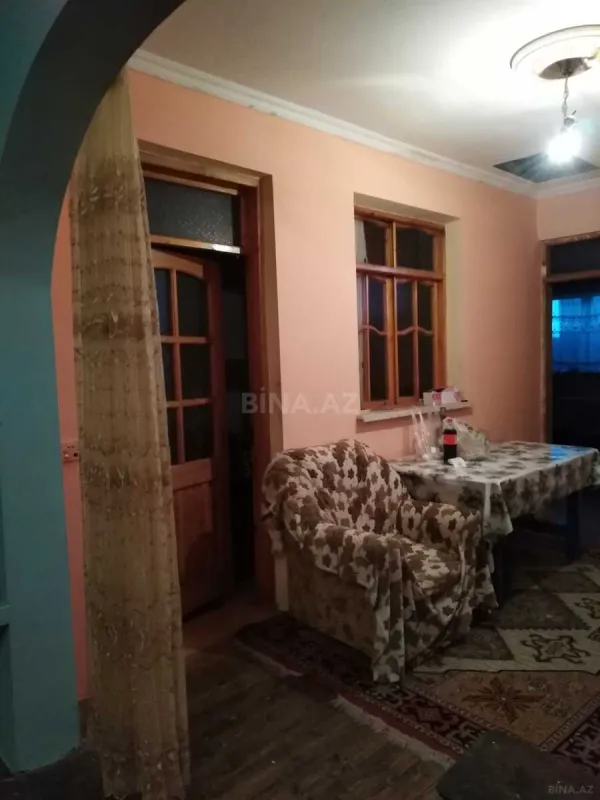 Satılır 4 otaqlı həyət evi 140 m²