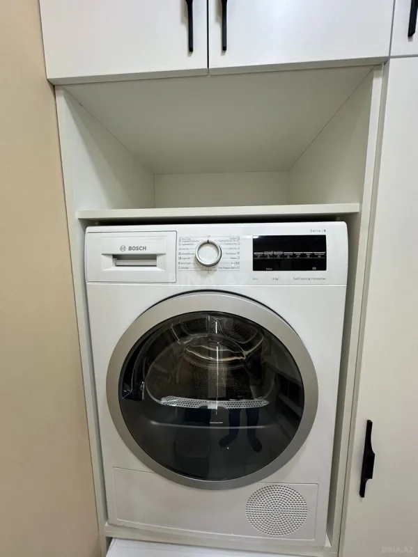 Satılır 3 otaqlı mənzil 133 m²