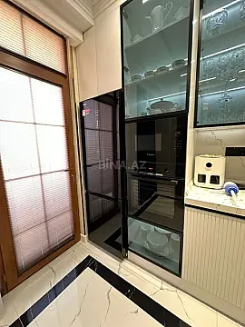 Satılır 3 otaqlı mənzil 133 m²