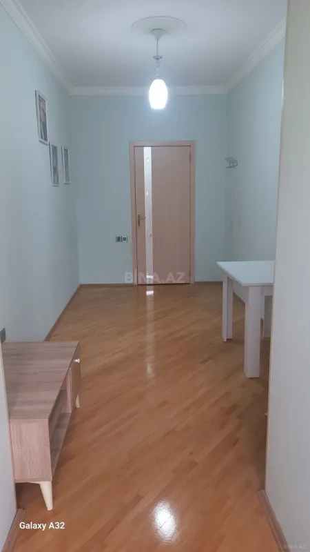 Kirayə verilir 1 otaqlı ofis 16 m²