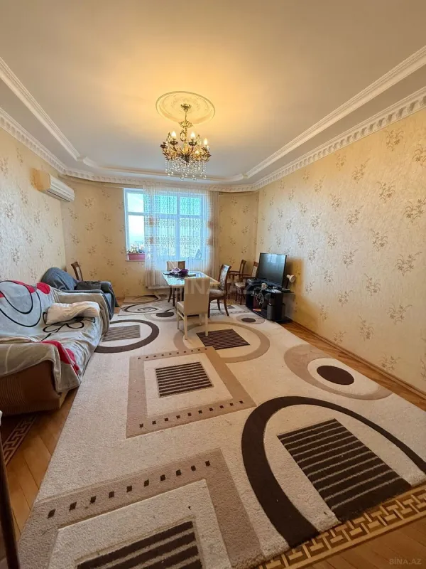 Satılır 2 otaqlı mənzil 86 m²