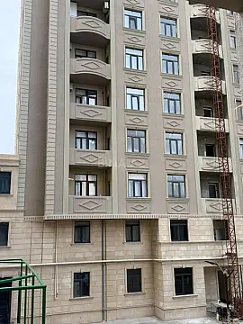 Satılır 3 otaqlı mənzil 141 m²