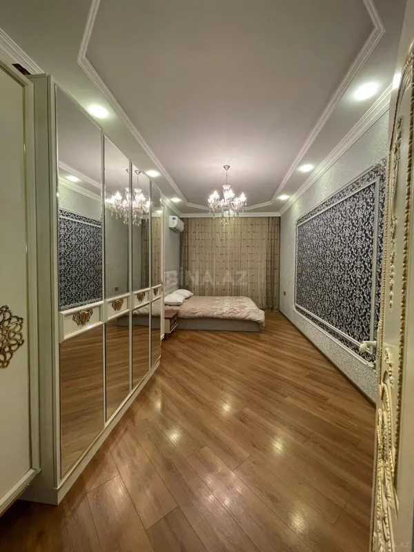 Satılır 3 otaqlı mənzil 157 m²