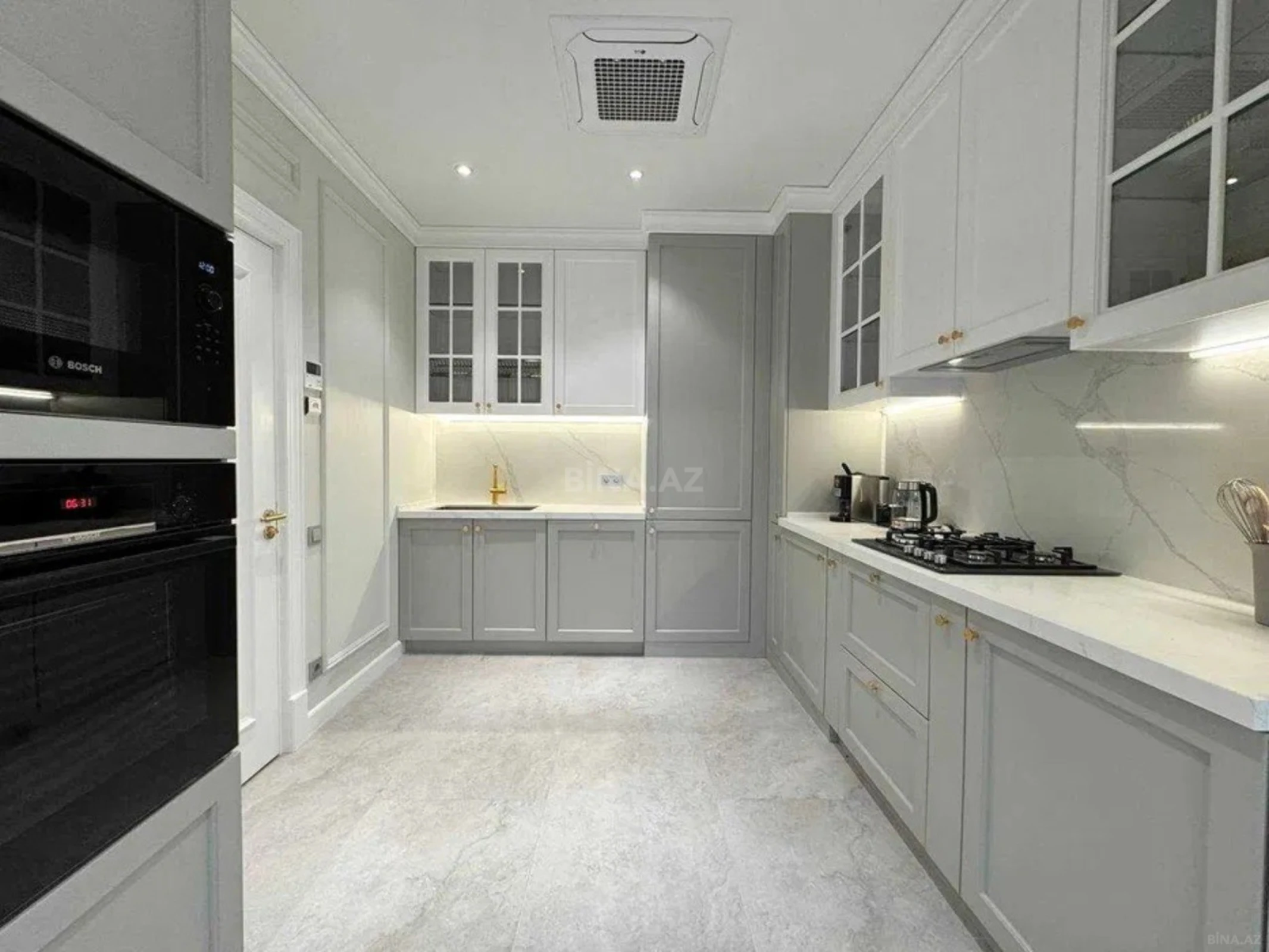 Kirayə verilir 4 otaqlı mənzil 160 m²