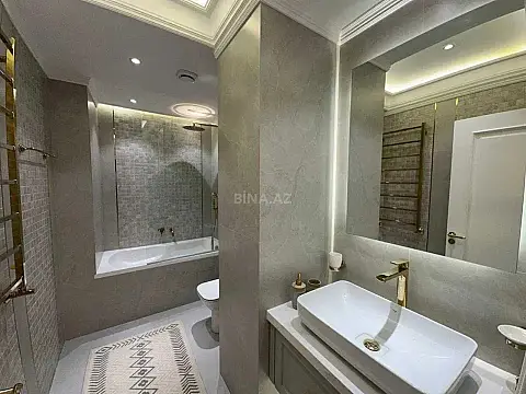 Kirayə verilir 4 otaqlı mənzil 160 m²